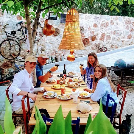 Lucidum Rhodian Hospitality & Gastronomy Villa *