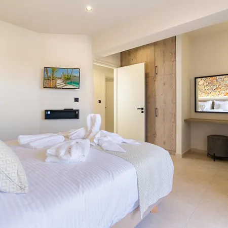 Villa Venezia Luxury Living Villas,