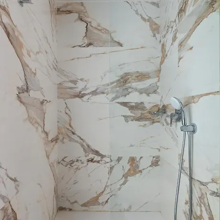 Lägenhetshotell Aquarius 4*