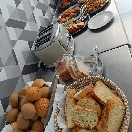 Sotirakis Otel 2*