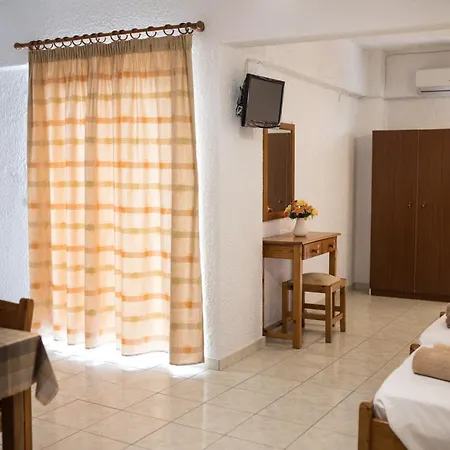 Haniotis Aparthotel