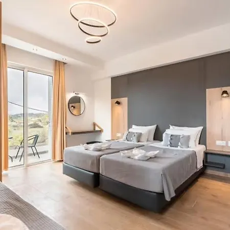 Eva's Hotel 2*