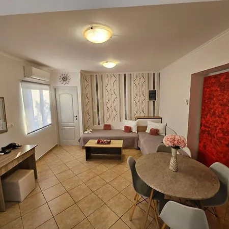 Holidays (adults Only) Apartment