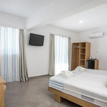 Mando Living -faliraki 2*