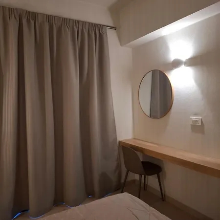 Aparthotel Platon