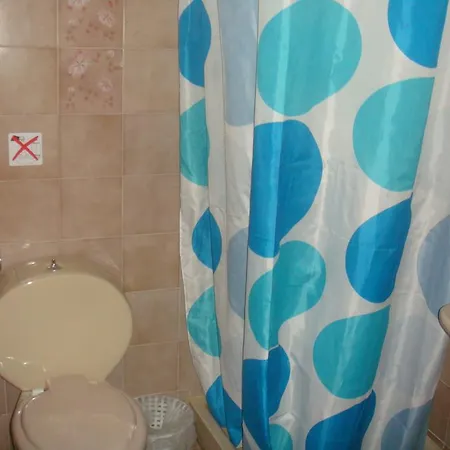 Omiros Guesthouset
