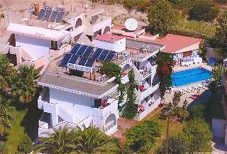 Artemis Aparthotel 3*