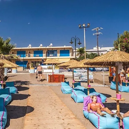 Haven Beach Boutique 4*