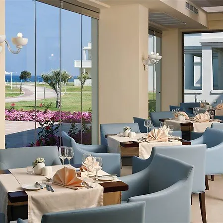 Apollo Blue Hotelli 5*