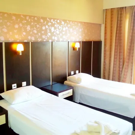 Rose Aparthotel *