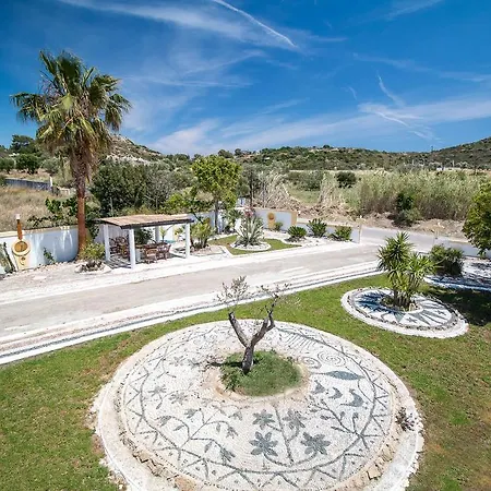 Huoneisto Mosaic Gardens *