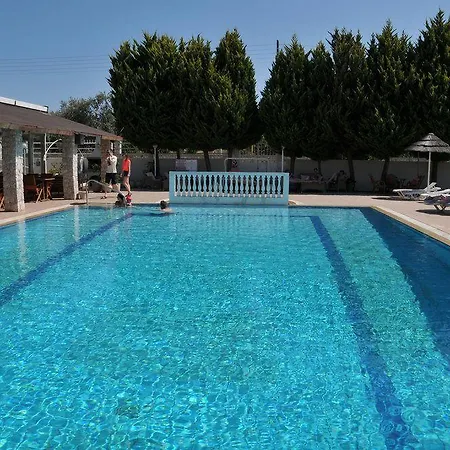 Evita Aparthotel