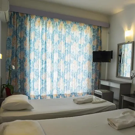 Khách sạn hẻo lánh Lagonas