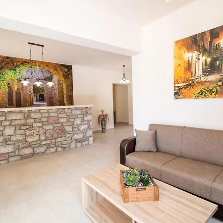 Aparthotel Casa Artemida Boutique
