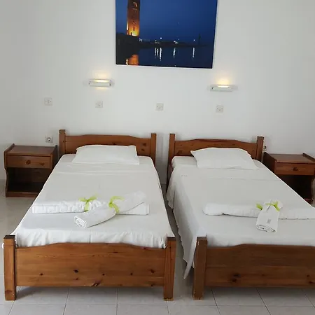 Aparthotel Flame Lily &