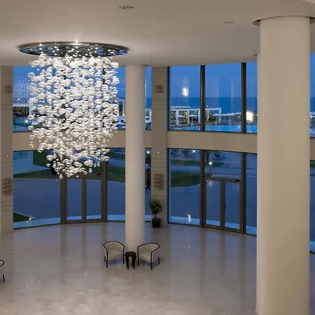 Apollo Blue Hotell