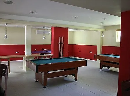 Irinna Aparthotel 3*