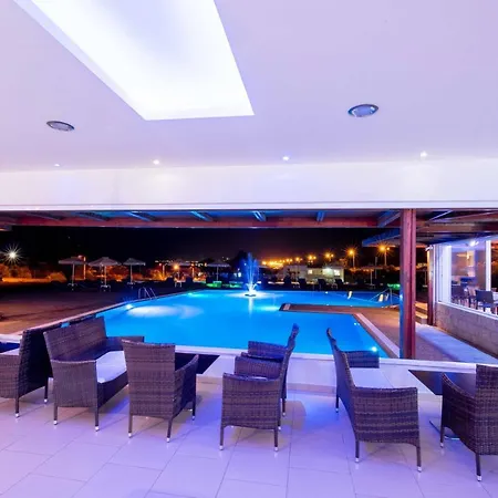Zoes & Otel 3*