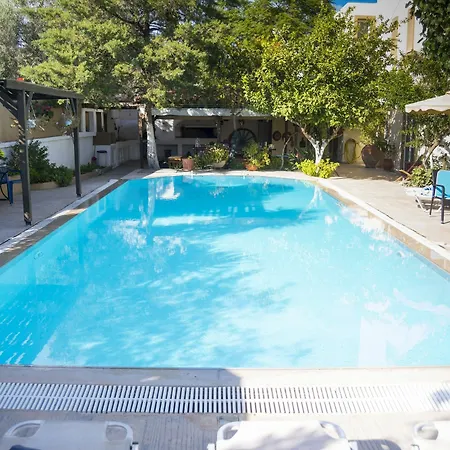 Willa Jiannis House *