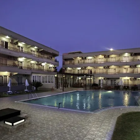 Dias & Aparthotel 2*