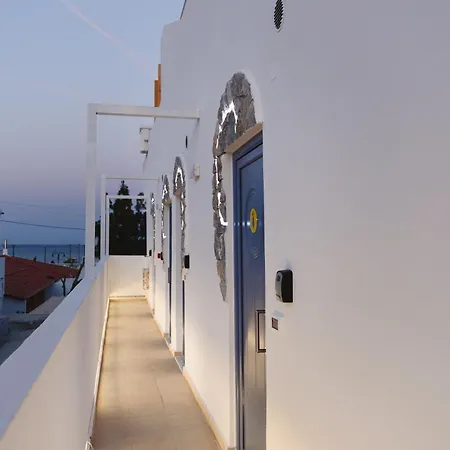 Nhà nghỉ Mylos Luxury Escape *