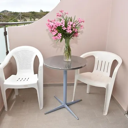 Rose Aparthotel *